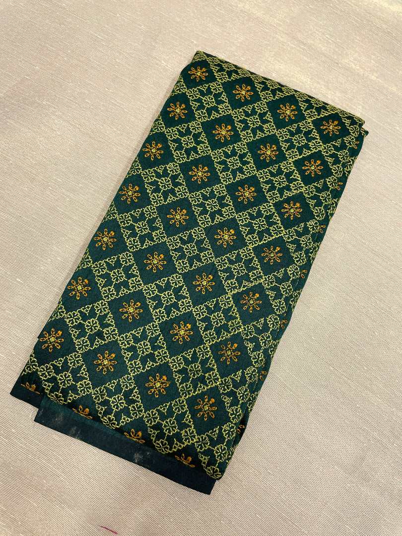 Forest green kasuti blouse with sleeve embroidery detail