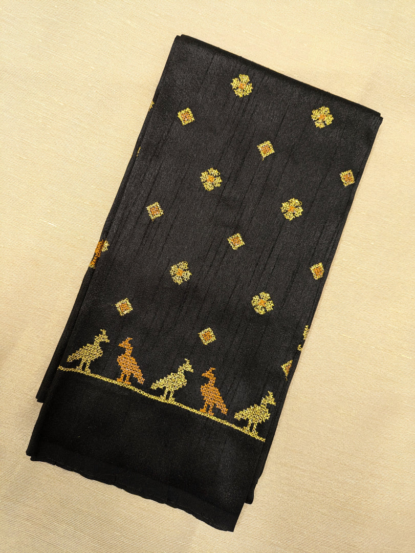 Black kasuti parijat blouse embroidery close-up view