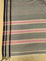 Load image into Gallery viewer, Malini kasuti motifs highlighted on grey handwoven cotton saree pallu