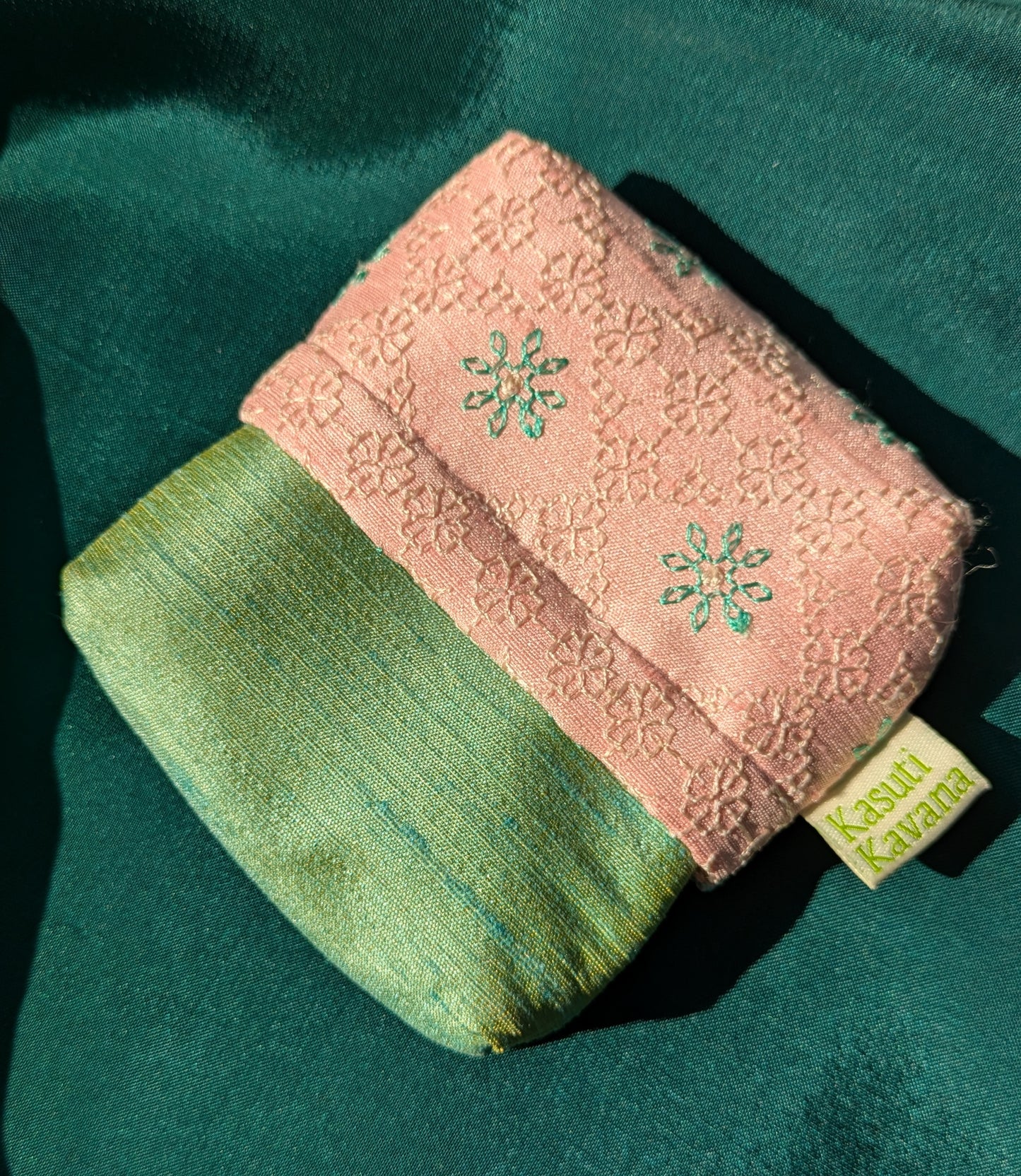 Yamuna Ganga-Jamuna purse
