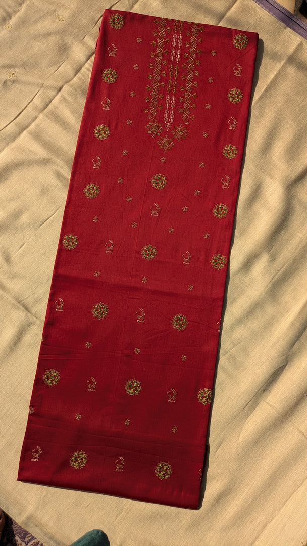 maroon chitrakoot kurta material with texture close view