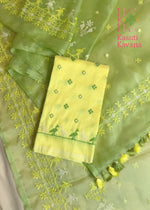 Load image into Gallery viewer, Mayur Organza Kasuti Saree