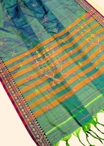 Load image into Gallery viewer, Kasuti Ter Handwoven Cotton Saree
