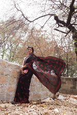 Load image into Gallery viewer, Black kasuti saree showing detailed border embroidery on cotton fabric
