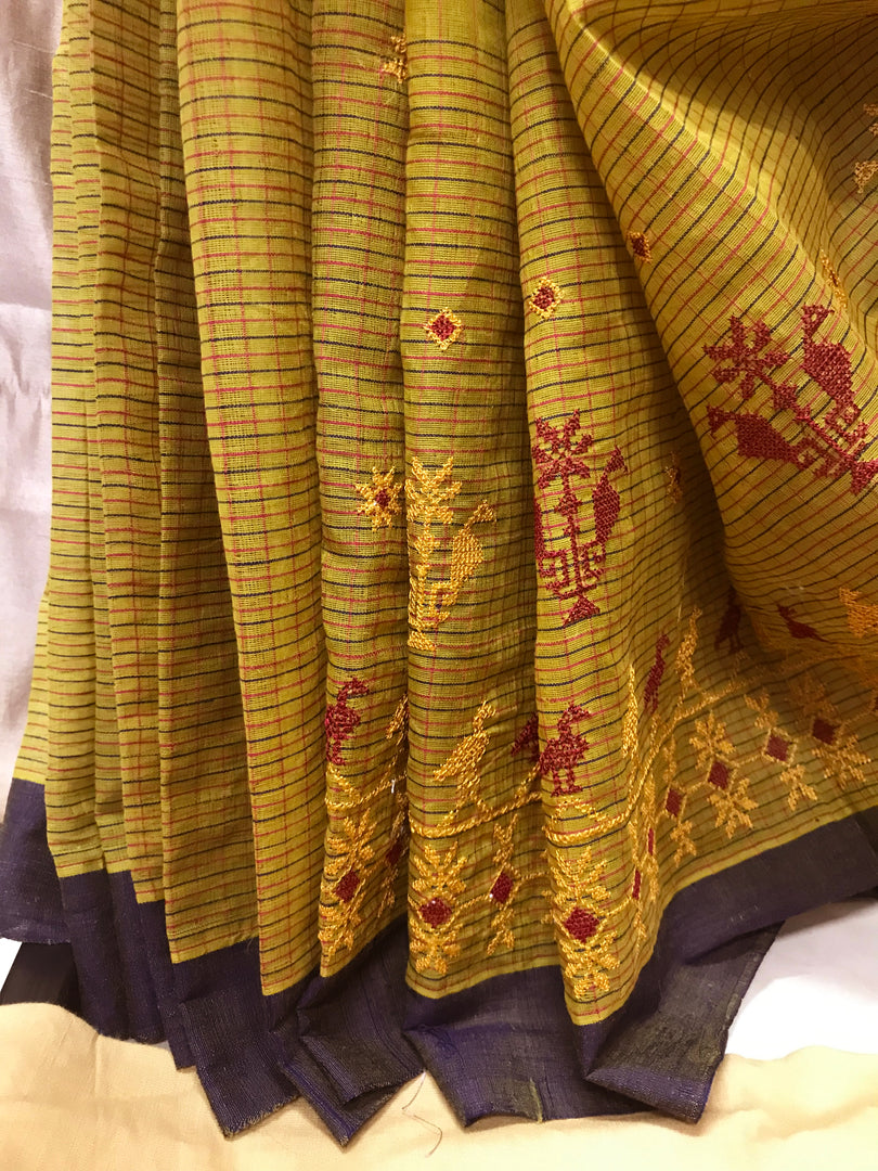 Blouse back detail paired with chutney green mayur cotton saree