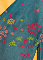 Load image into Gallery viewer, FLOWER BLOOM BLOUSE