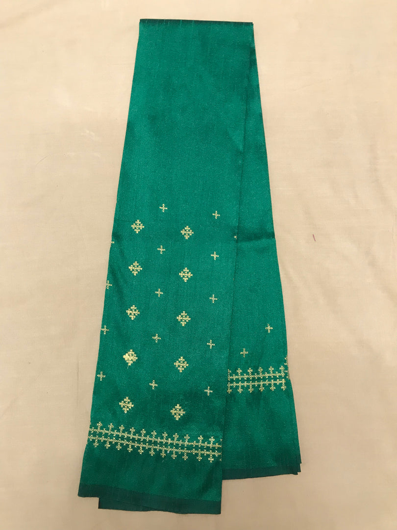 Green diamond kutchwork blouse front view showing embroidery design