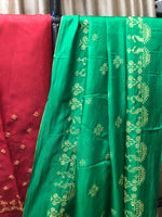 Load image into Gallery viewer, Blouse back detail with green golden goose motif saree
