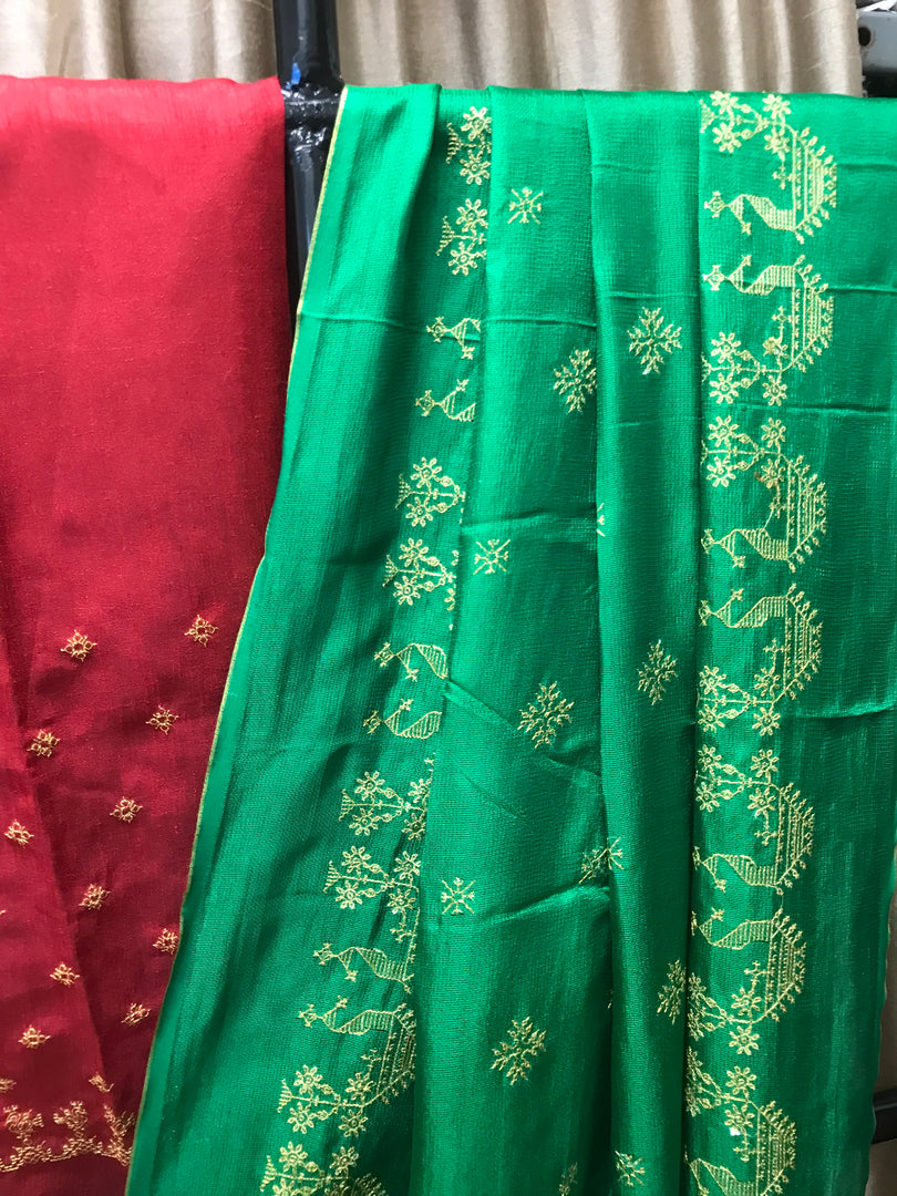 Blouse back detail with green golden goose motif saree