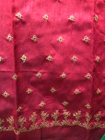 Load image into Gallery viewer, Full drape view of green saree with golden goose motifs
