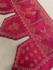 Red kubera toran with bead and thread embroidered detail