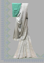 Load image into Gallery viewer, Grey lilian sonet saree pallu view with intricate embroidery border
