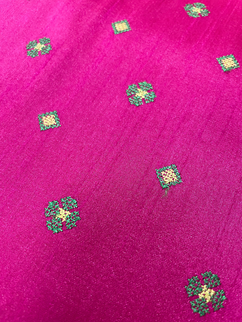 Leaf mayur blouse close-up of detailed embroidery design