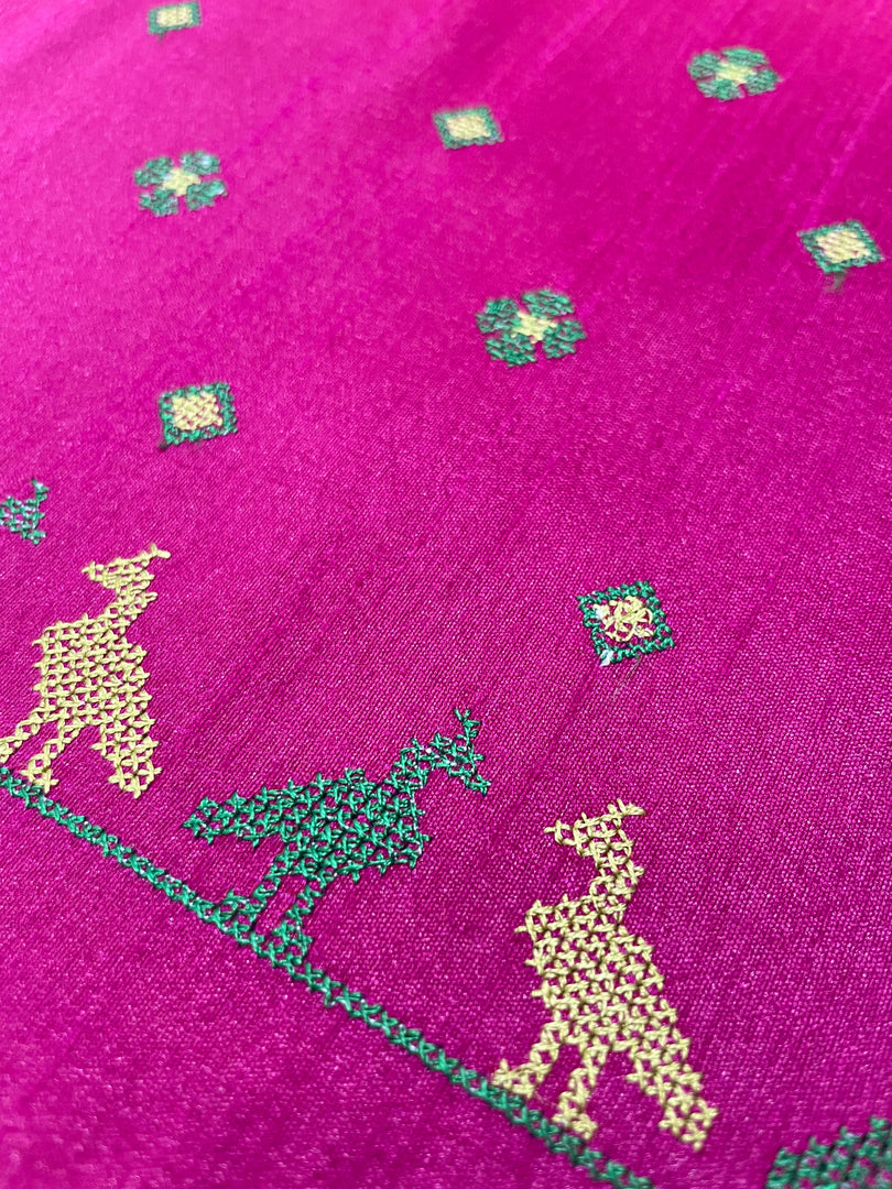 Leaf mayur blouse side angle highlighting embroidered motif