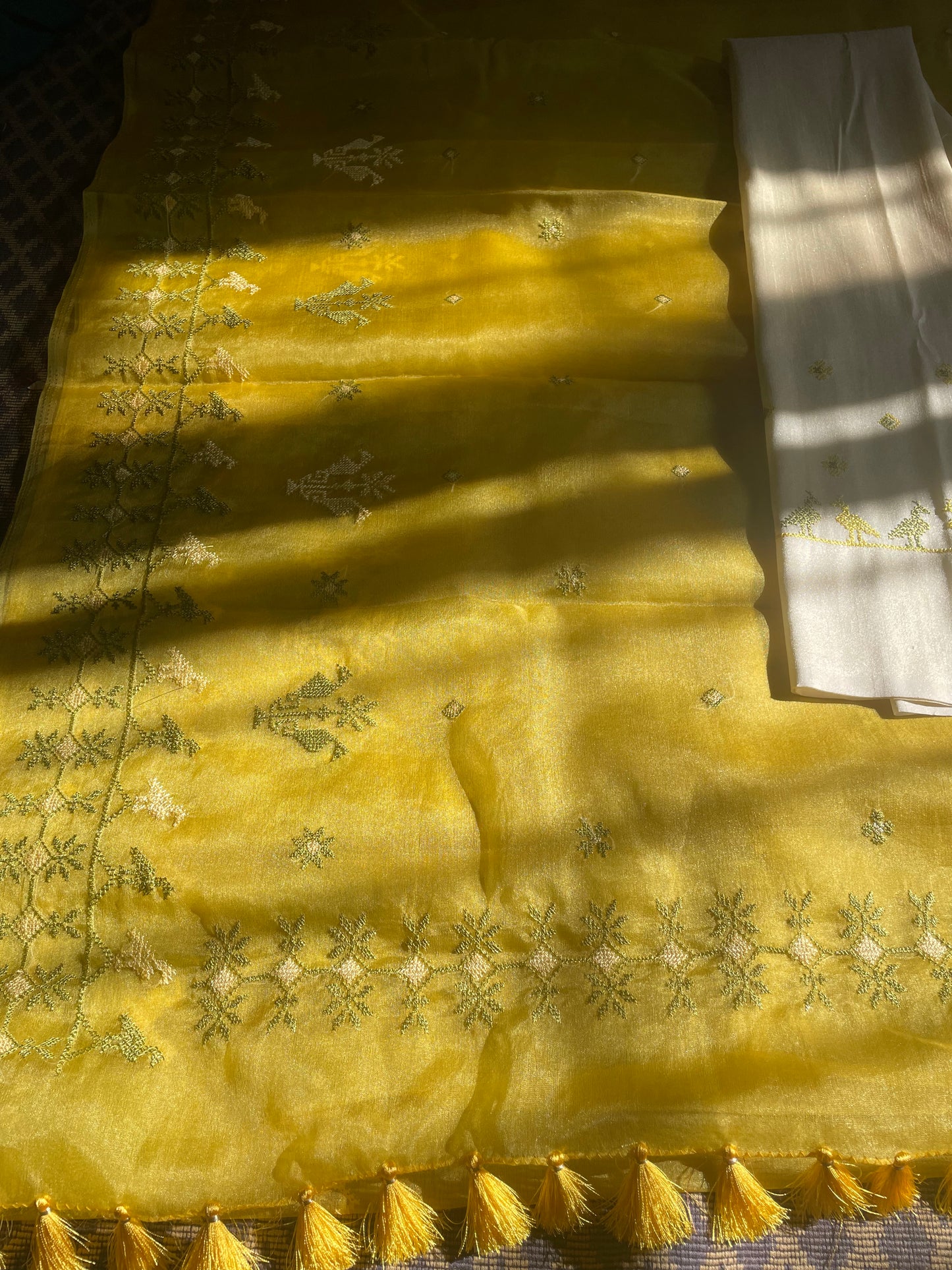 Lemon Yellow Mayur Organza Kasuti Saree