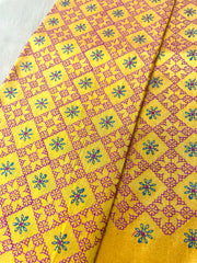 Pink chaya kasuti blouse front embroidery with kasuti detailing