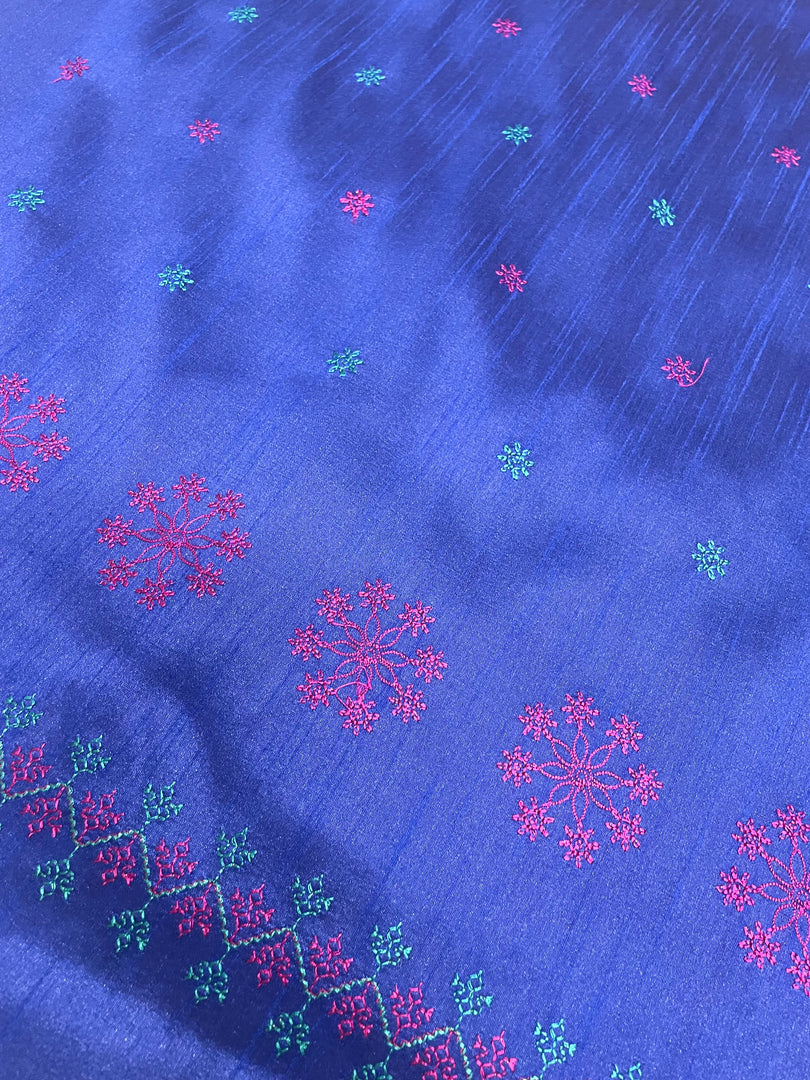 Blue kasuti garden blouse front embroidery with floral motifs