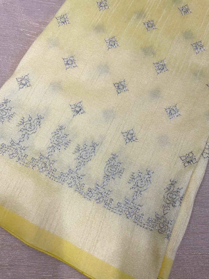 Light yellow pink blouse with peacock motif kasuti embroidery