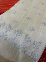 Load image into Gallery viewer, Cream kasuti blouse front with zari embroidered peacock motif
