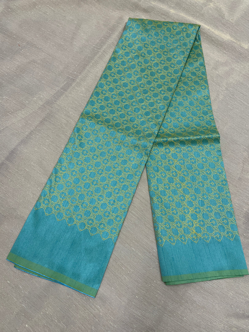 Pista green jaali kasuti blouse back hook view