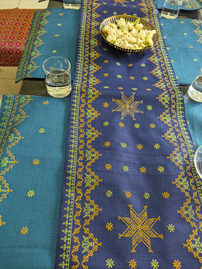 Kaveri Garike Kasuti Table set