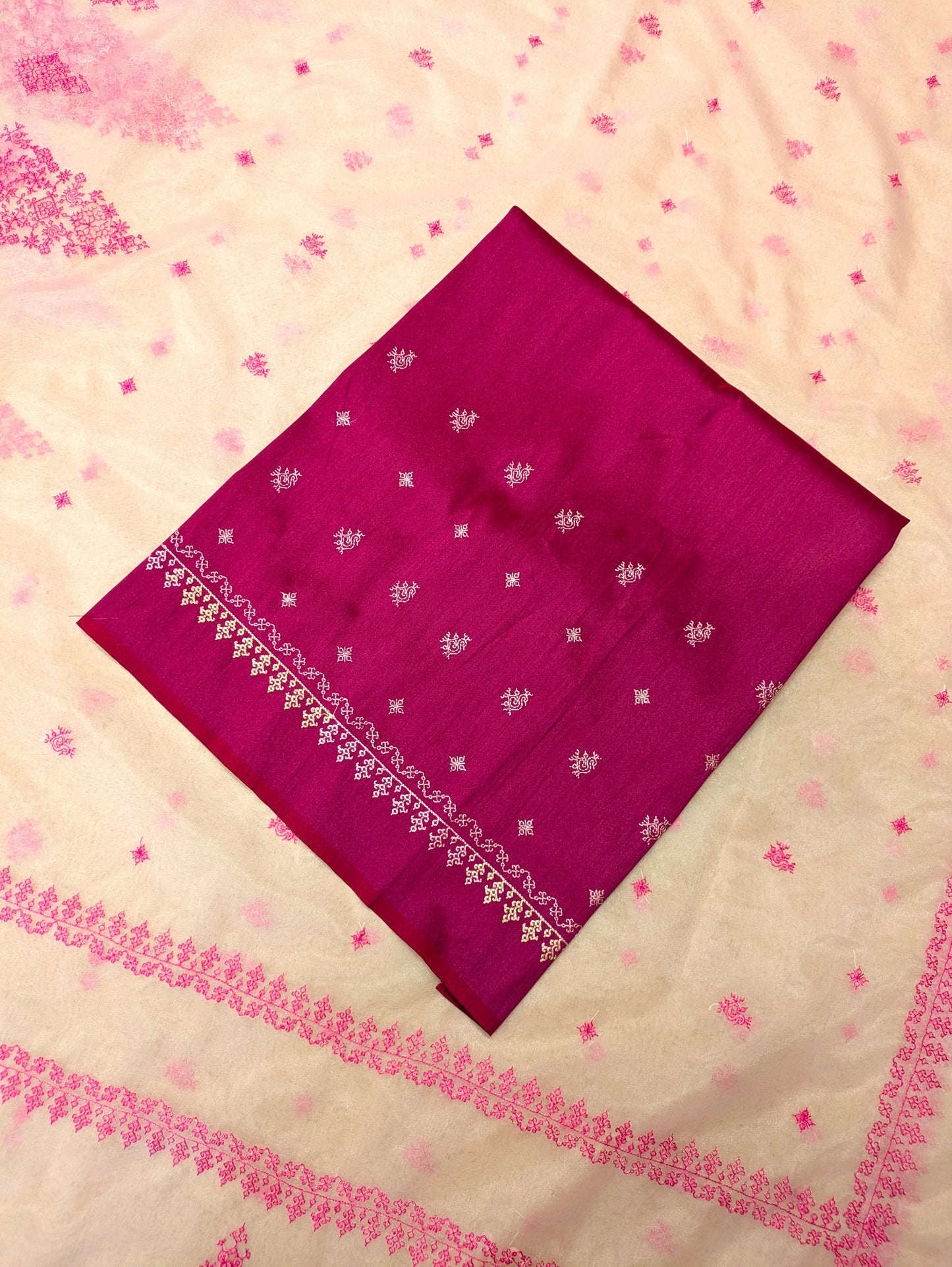 Raspberry Petal Organza Kasuti Saree