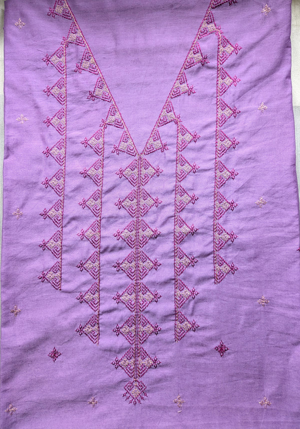 Lavender kasuti kurti with floral embroidery pattern