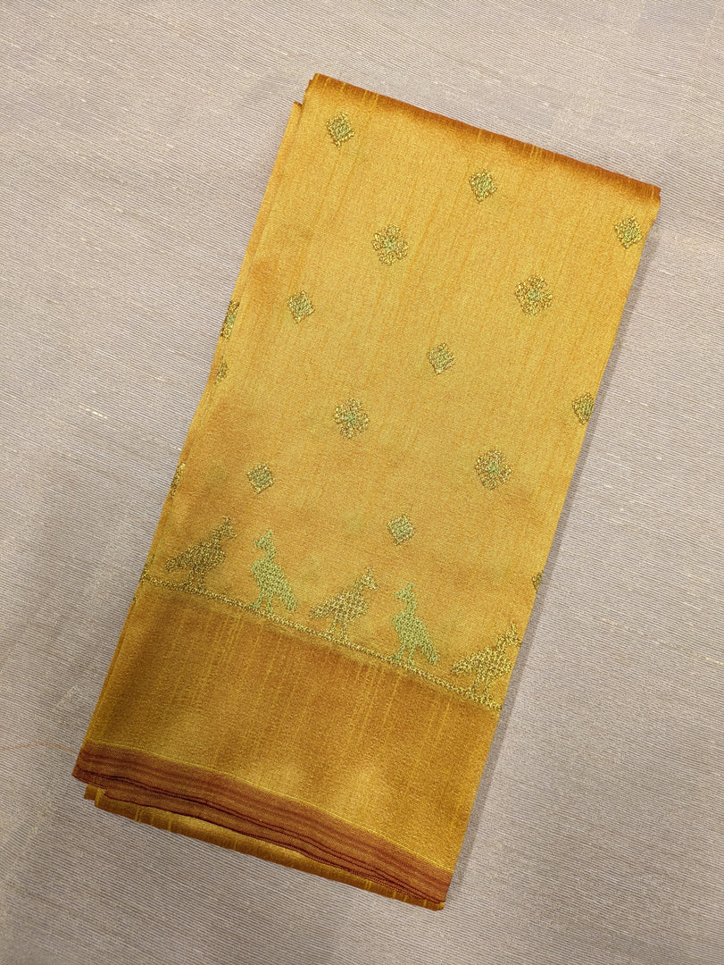 Yellow gold mayur blouse embroidery close-up