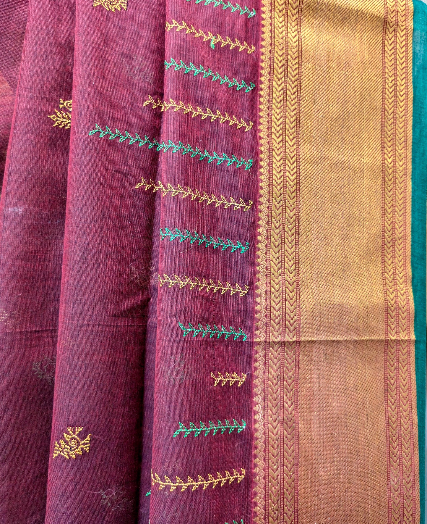 Kumkuma Hakki Kasuti Handwoven Cotton Saree