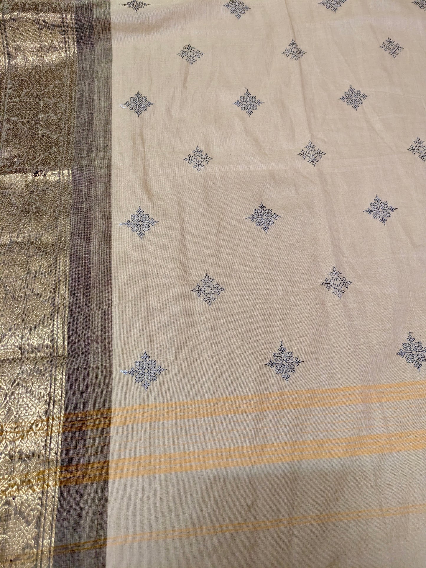 Vibhuti Madhuri Kasuti Handwoven Kanchi Cotton Saree