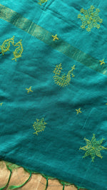 Load image into Gallery viewer, handwoven kasuti ooru saree in seagreen shade fabric detail
