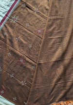 Load image into Gallery viewer, embroidered brown kasuti ter handwoven cotton saree pallu view

