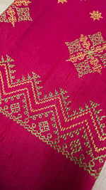 Load image into Gallery viewer, Angled side of rani pink blouse showing kasuti embroidery

