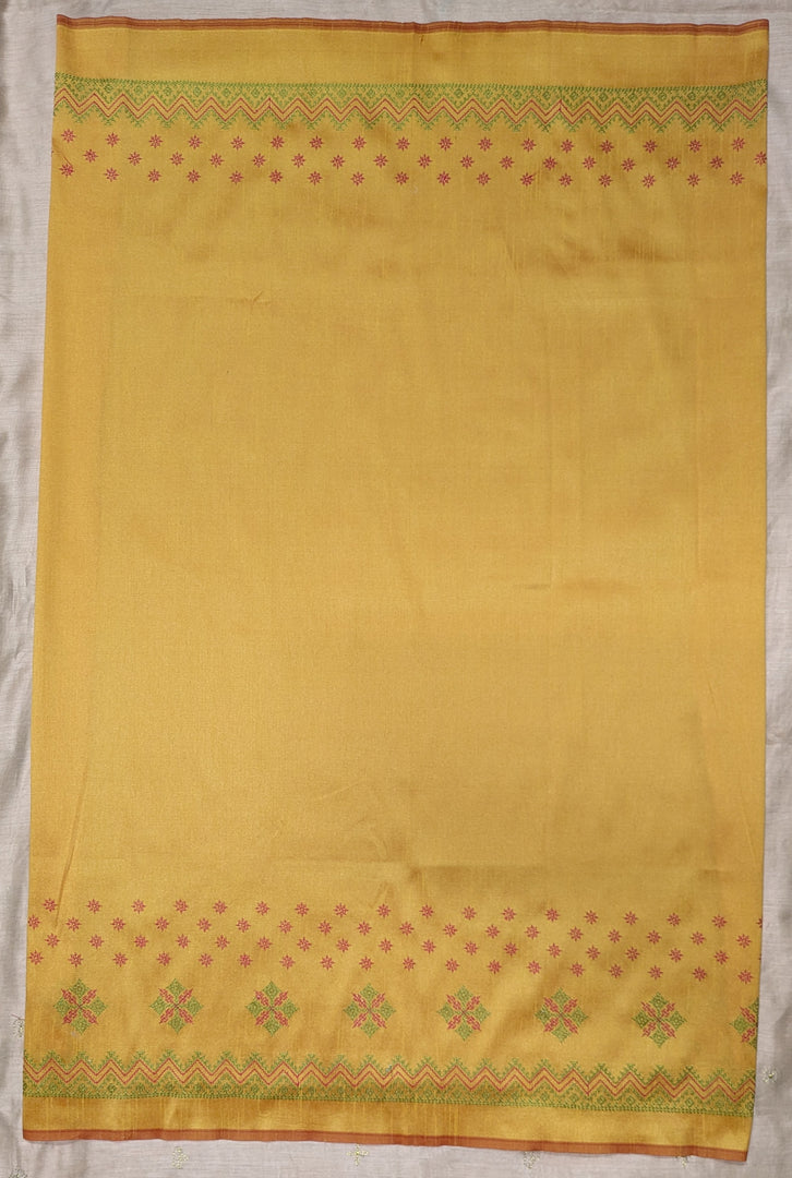 Back hook detail of yellow kasuti embroidered blouse