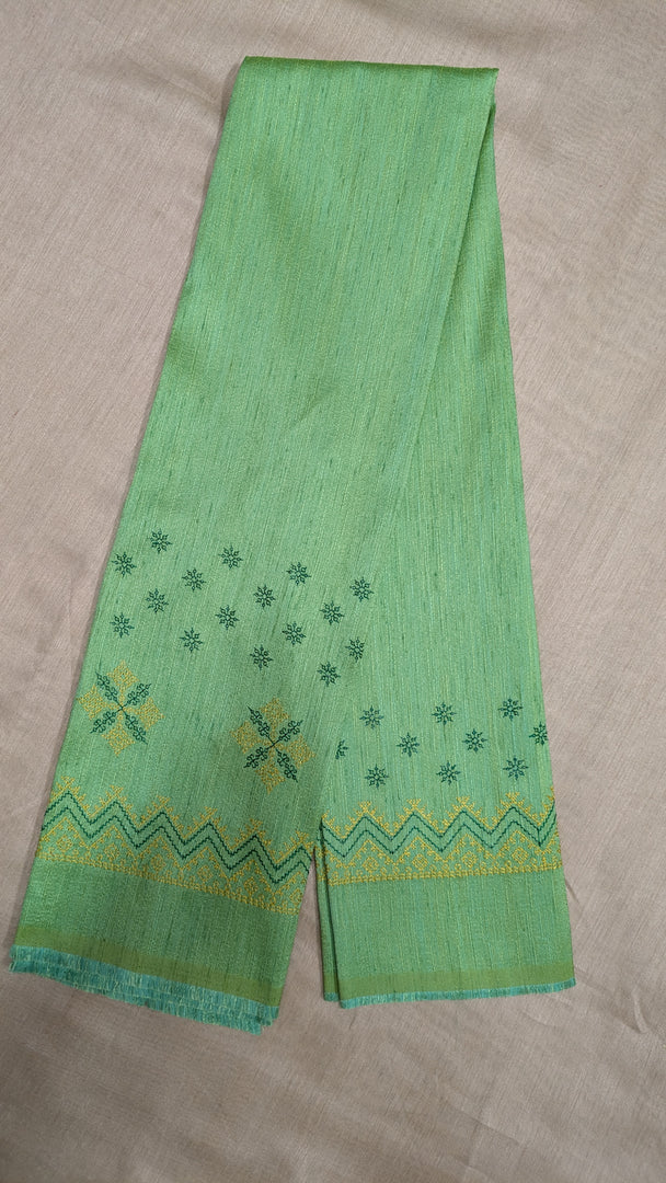 Parrot green kasuti blouse flat front view with stitched neckline motifs