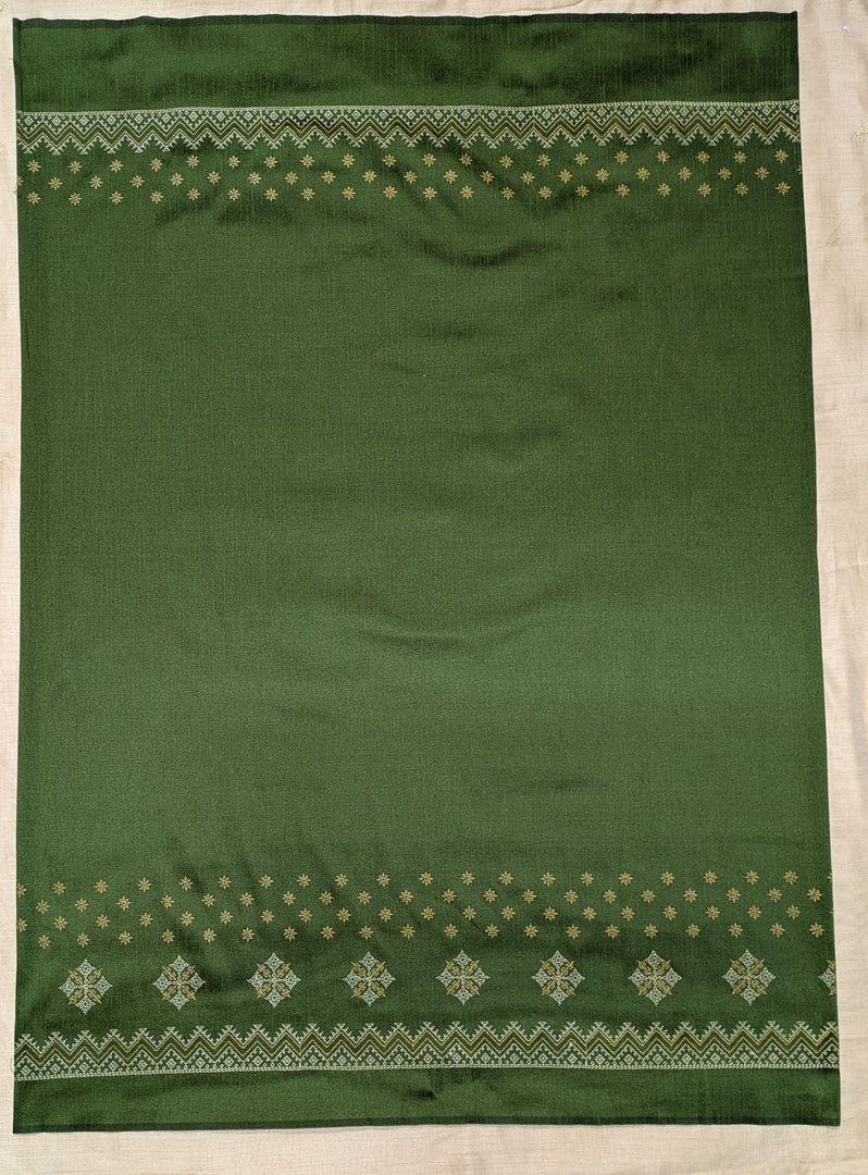 Back hook view of mehendi green kasuti embroidered blouse