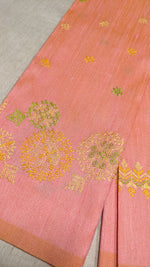 Load image into Gallery viewer, peach kasuti manjiri blouse showing embroidered neckline
