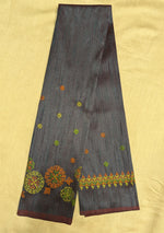 Load image into Gallery viewer, kasuti manjiri blouse in purple grey with embroidery close-up
