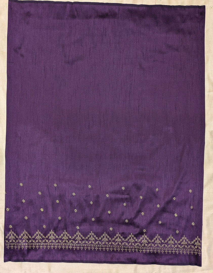 Back hook detail of purple kasuti embroidered blouse