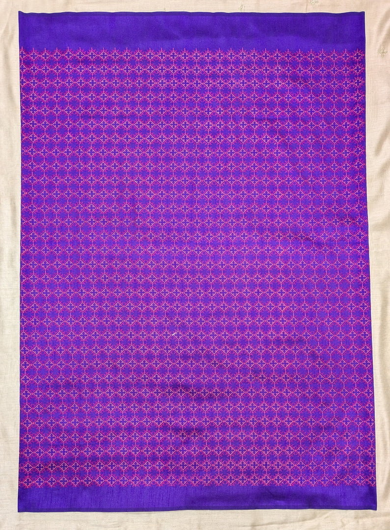 Purple kasuti bloom blouse back hook view with embroidery design