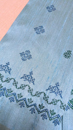 Load image into Gallery viewer, Blue kanika kasuti blouse side angle showing embroidery details
