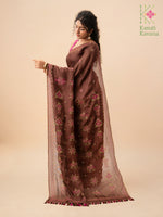 Load image into Gallery viewer, coffee brown kasuti saree with embroidered pallu detail
