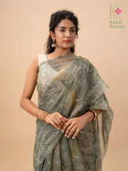 meadow tie-dye organza kasuti saree showing embroidery on periwinkle