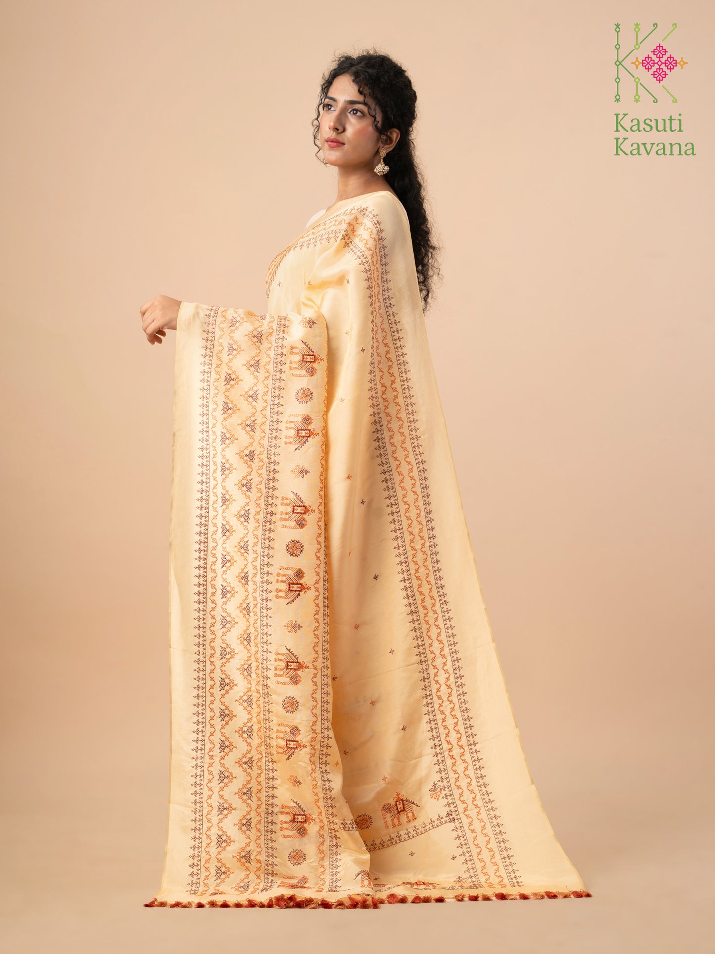 Butter Cream Elephant Saree