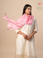 Load image into Gallery viewer, baby pink classic kasuti stole with embroidery front angle
