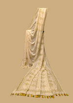 Load image into Gallery viewer, Pearl white kasuti saree with classic embroidery and textured drape
