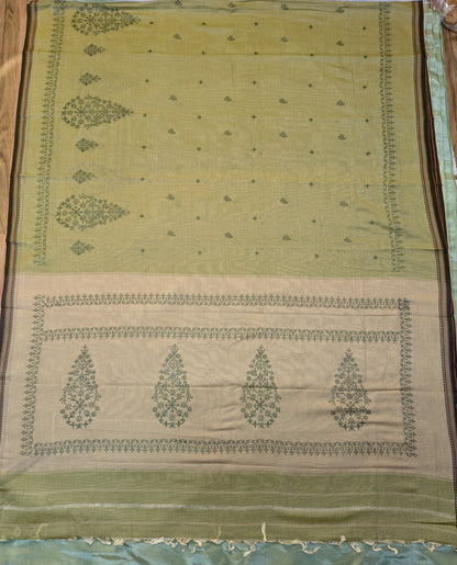 Light Green Petal Kasuti Handwoven Cotton Saree