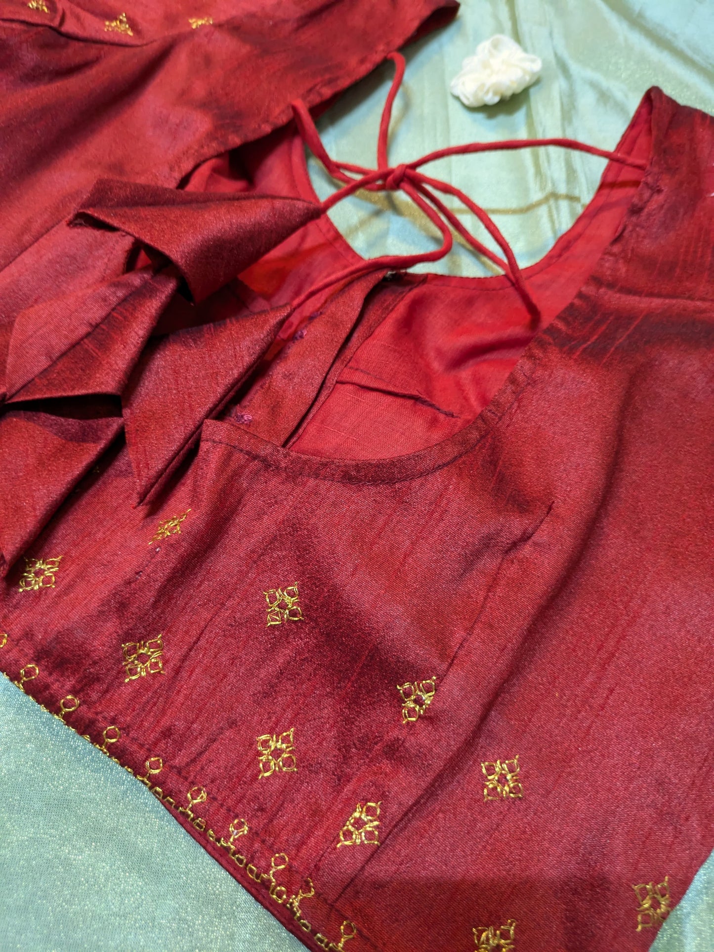 Maroon Peacock Kasuti Stitched Blouse