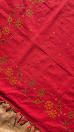 Load image into Gallery viewer, bloom kasuti cotton saree in red with embroidery flat-lay view
