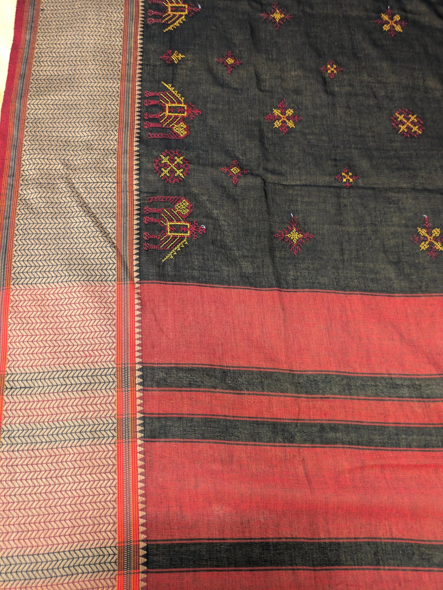 Black Aane Kasuti Handwoven Cotton Saree